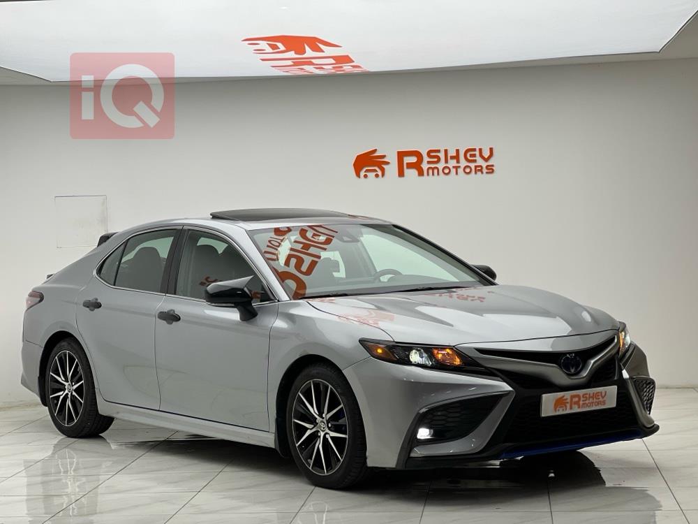 تۆیۆتا کامری